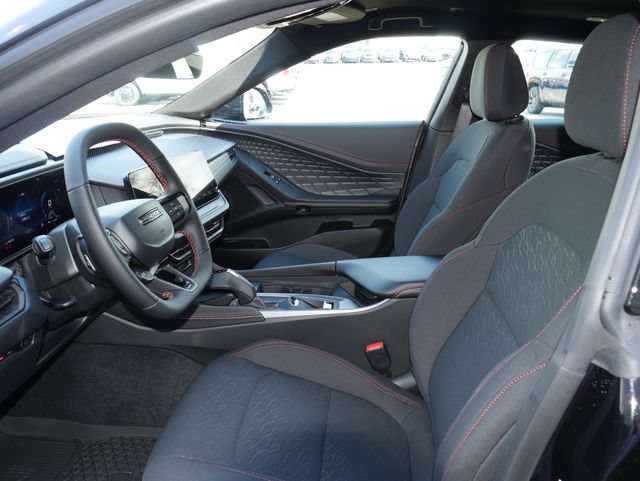 New 2026 Dodge Charger R/T w/ Blacktop Package AWD/4WD image 2