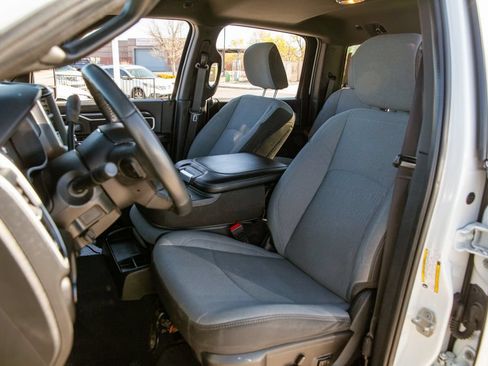 Used 2024 RAM 2500 Big Horn AWD/4WD image 13