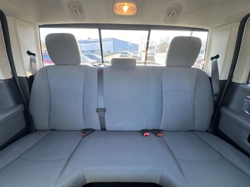 Used 2016 RAM 2500 SLT image 22