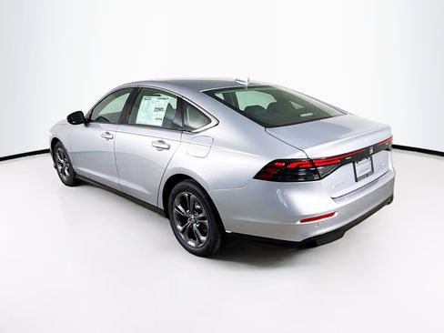 New 2025 Honda Accord EX-L image 28