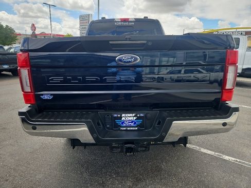 Used 2022 Ford F250 Lariat w/ Lariat Ultimate Package AWD/4WD image 4