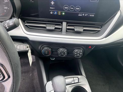 Used 2024 Chevrolet Trax LS FWD image 27