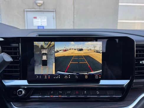 Used 2026 GMC Sierra 2500 SLT w/ SLT Premium Package image 20