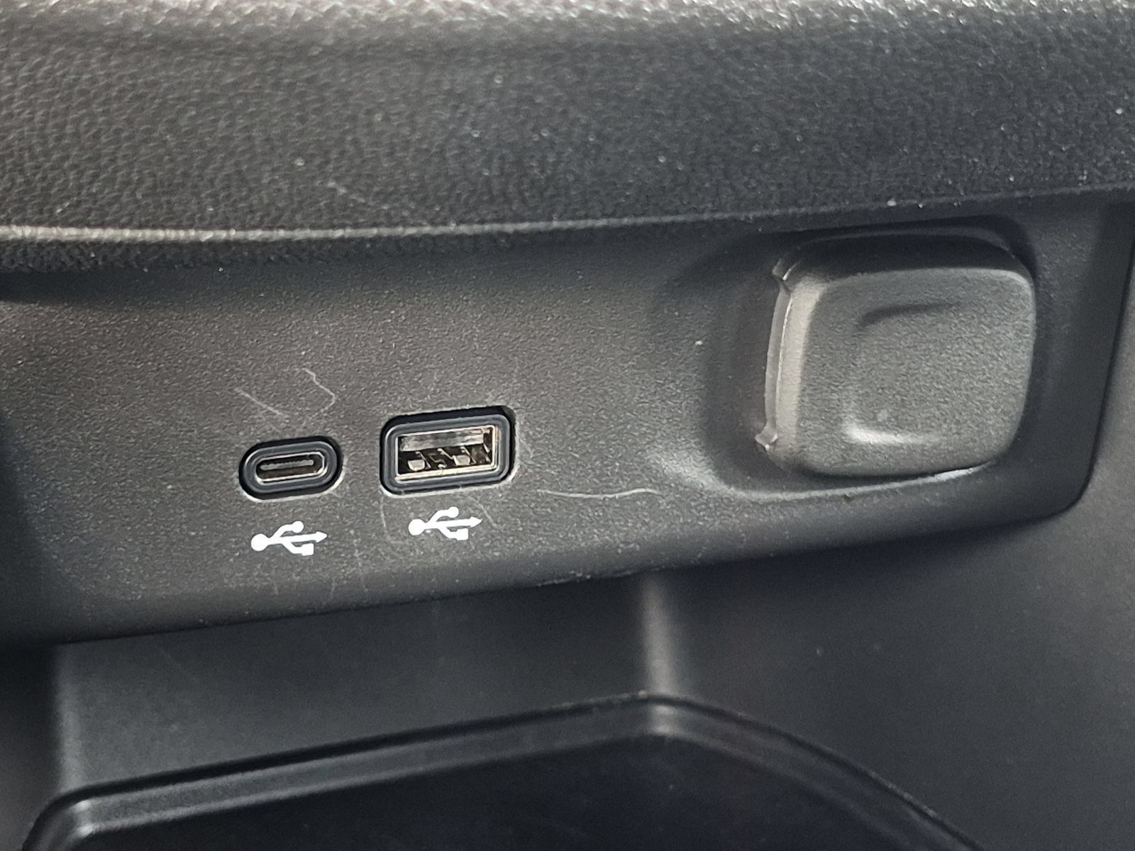 Used 2026 Buick Envista Preferred FWD image 29