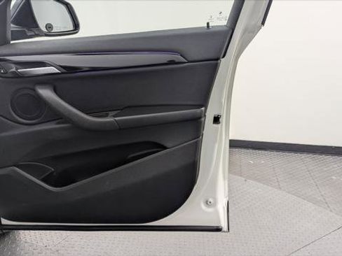 Used 2022 BMW X2 sDrive28i w/ Convenience Package image 22
