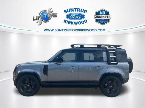 Used 2023 Land Rover Defender 110 X-Dynamic SE AWD/4WD image 2