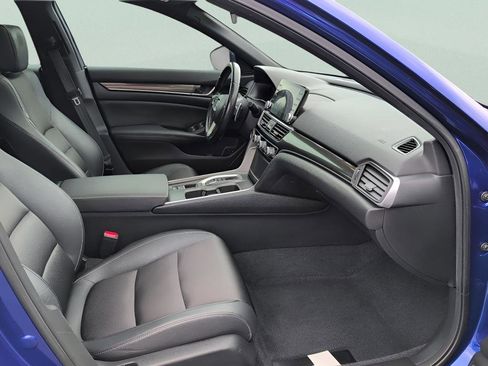 Used 2020 Honda Accord Sport image 39