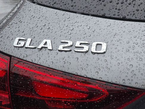 New 2026 Mercedes-Benz GLA 250 4MATIC image 30