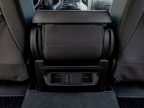 Used 2025 Chevrolet Silverado 2500 Custom w/ Custom Value Package image 31