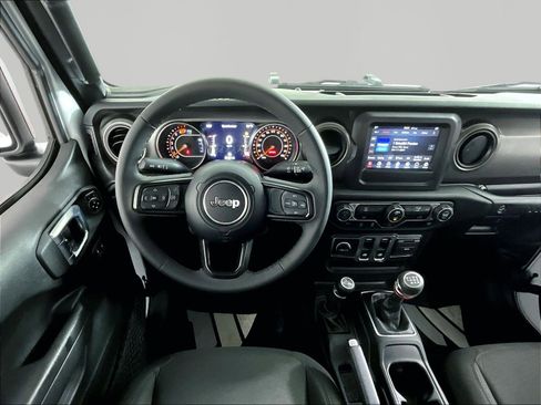Used 2023 Jeep Wrangler Sport AWD/4WD image 8