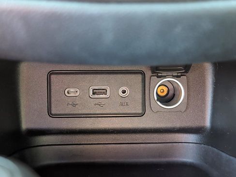 Used 2020 Chevrolet Equinox LT w/ Driver Convenience Package FWD image 24