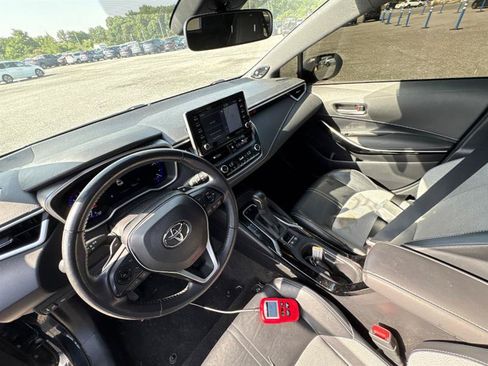 Used 2020 Toyota Corolla XSE w/ XSE Preferred Package FWD image 3