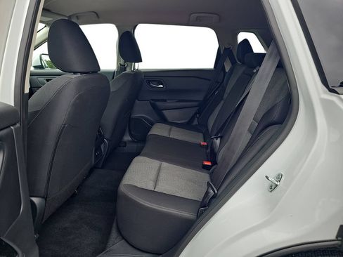 Used 2026 Nissan Rogue SV FWD image 14