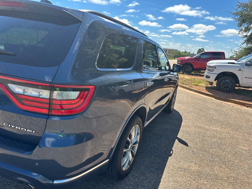 Used 2021 Dodge Durango Citadel w/ Premium Entertainment Group AWD/4WD image 14
