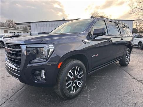 Certified 2023 GMC Yukon XL AT4 w/ AT4 Premium Package image 5
