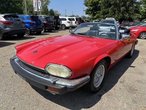 Used 1992 Jaguar XJS V12 Convertible image 2