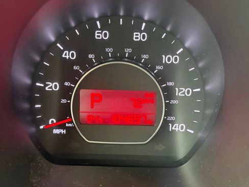 Used 2016 Kia Soul FWD image 23