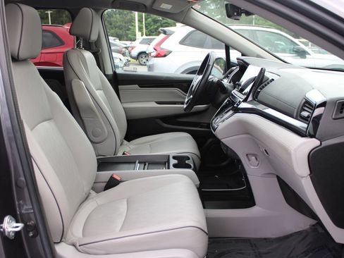 Used 2023 Honda Odyssey Elite image 14