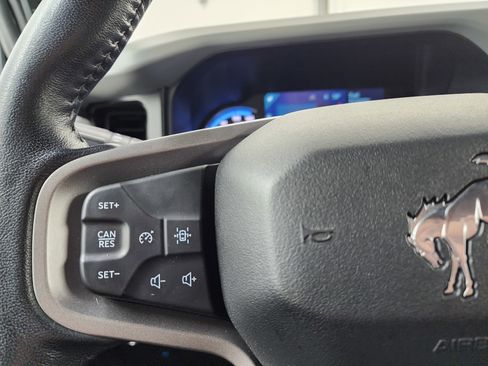 Used 2023 Ford Bronco Badlands w/ Sasquatch Package image 14