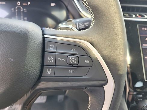 New 2026 Chrysler Pacifica Limited image 66