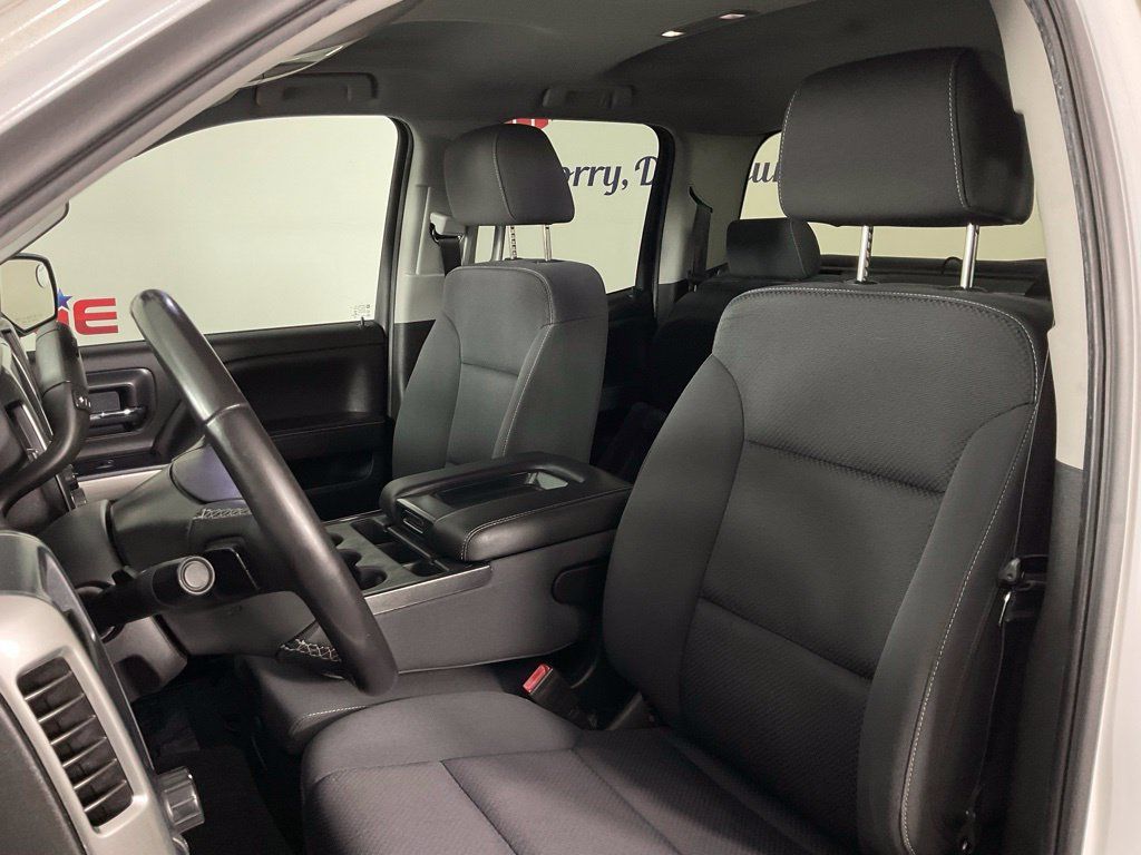 Used 2019 Chevrolet Silverado 1500 LT RWD image 14
