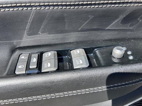 New 2024 Jeep Wagoneer L Series III w/ Premium Group I image 23