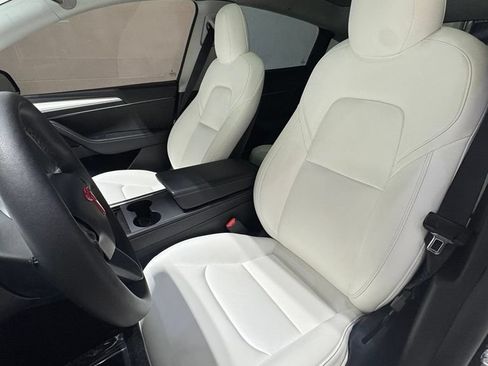 Used 2022 Tesla Model Y Performance AWD/4WD image 15