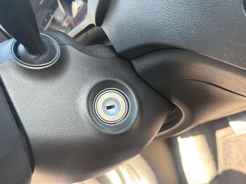 Used 2020 Hyundai Accent SE FWD image 20