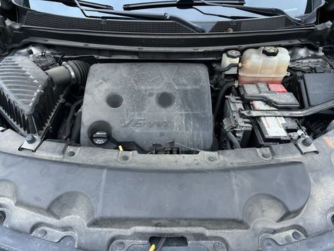 Used 2019 Chevrolet Traverse LT image 30