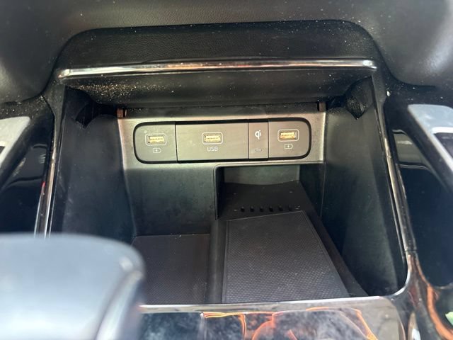 Used 2023 Kia Sorento SX AWD/4WD image 45