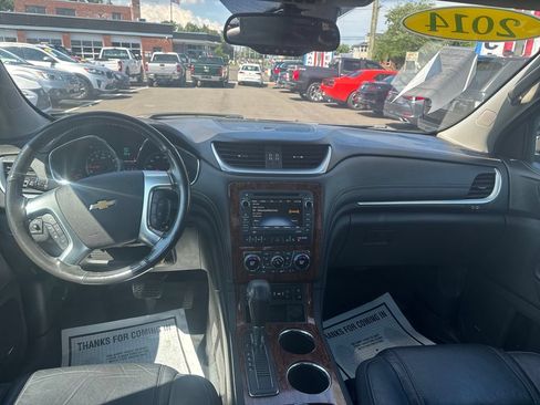 Used 2014 Chevrolet Traverse LTZ AWD/4WD image 12