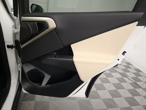 Used 2025 BMW X3 xDrive30i w/ Premium Package image 29