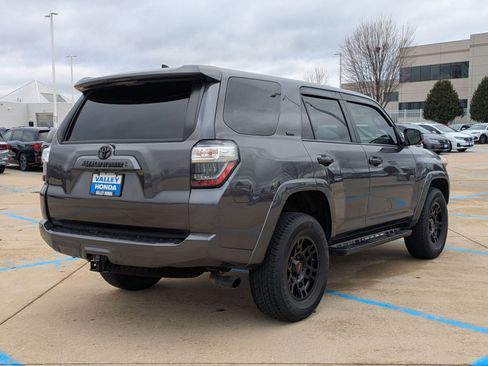 Used 2021 Toyota 4Runner SR5 image 6