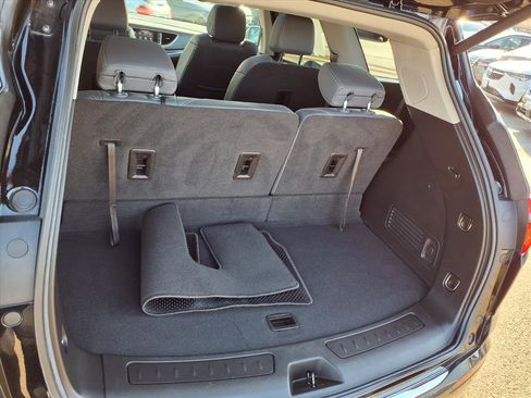 Used 2021 Buick Enclave Essence w/ Sport Touring Edition image 32