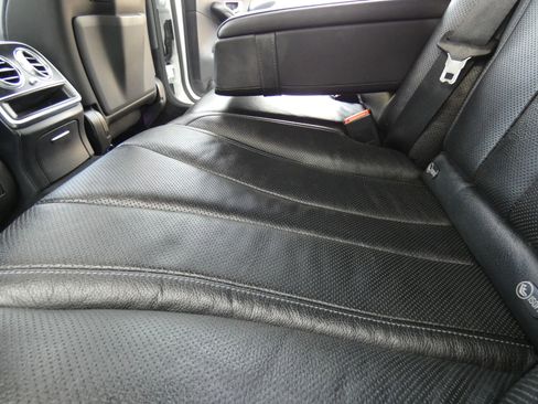 Used 2019 Mercedes-Benz S 450 Sedan image 46