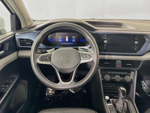 Certified 2024 Volkswagen Taos SE AWD/4WD image 21