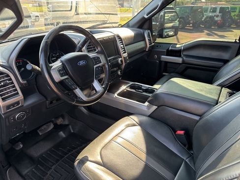 Used 2019 Ford F450 Platinum w/ Platinum Ultimate Package AWD/4WD image 38