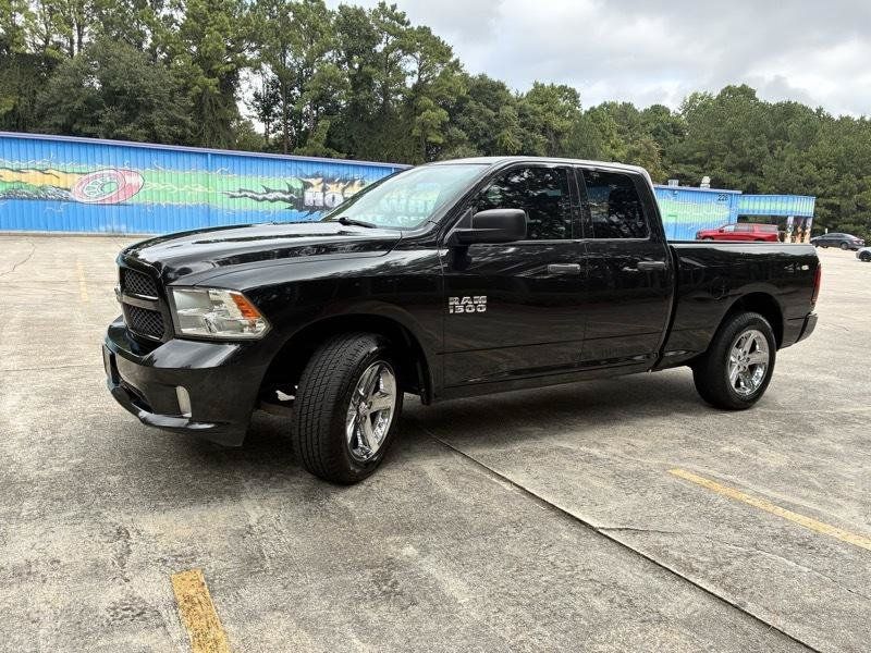 Used 2017 RAM 1500 Express RWD image 11