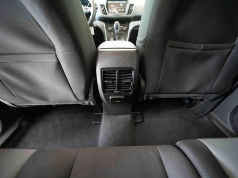 Used 2015 Ford Escape SE w/ Equipment Group 201A AWD/4WD image 22