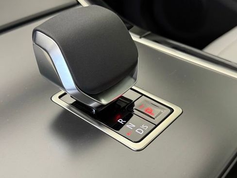 Certified 2026 Land Rover Range Rover Evoque S image 19