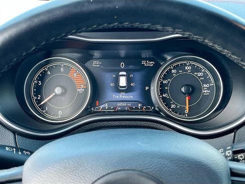 Used 2020 Jeep Cherokee Trailhawk w/ Comfort/Convenience Group image 12