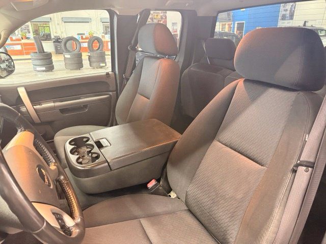 Used 2010 GMC Sierra 1500 SLE w/ Power Pack Plus AWD/4WD image 7
