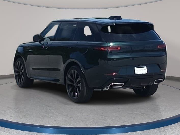 New 2026 Land Rover Range Rover Sport Dynamic SE AWD/4WD image 7