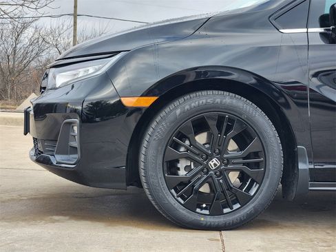 Certified 2025 Honda Odyssey Sport-L image 8