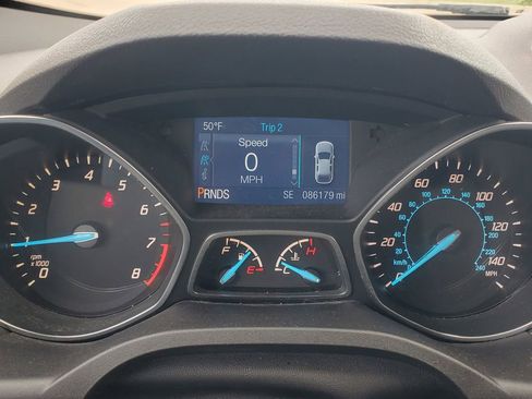 Used 2015 Ford Escape SE FWD image 15