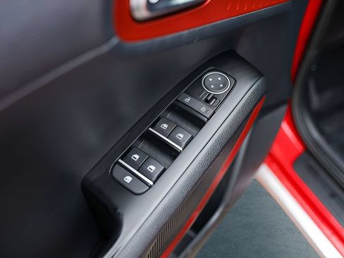 Used 2024 Kia Soul GT-Line w/ Option Group 020 FWD image 25