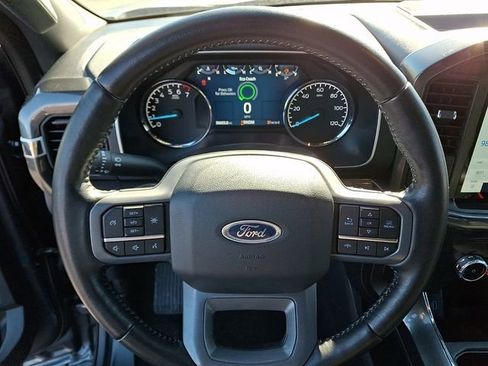 Certified 2022 Ford F150 XLT w/ Equipment Group 302A High image 18