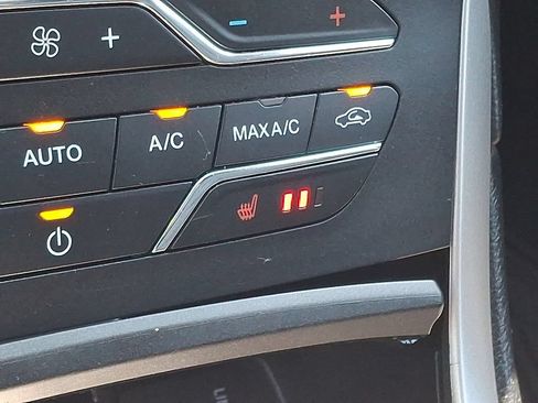 Used 2015 Ford Edge SEL w/ Equipment Group 201A AWD/4WD image 24