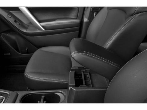 Used 2015 Subaru Forester 2.5i Limited AWD/4WD image 18