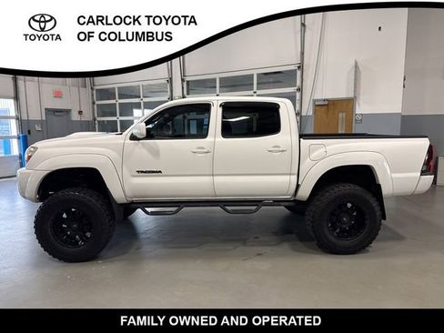 Used 2009 Toyota Tacoma PreRunner image 1